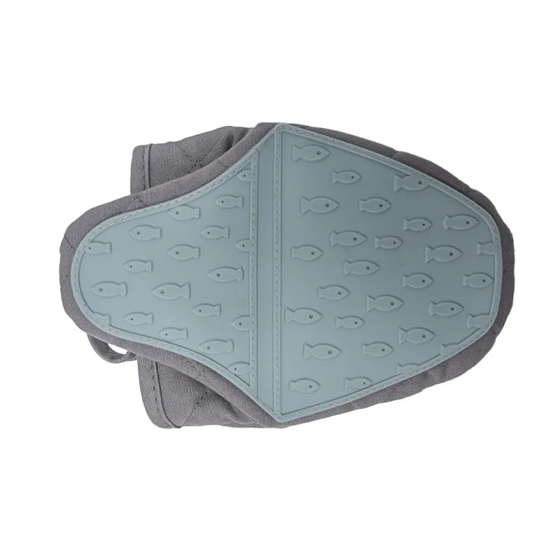 1PCS Fish Shaped Silicone Anti Scald Oven Gloves